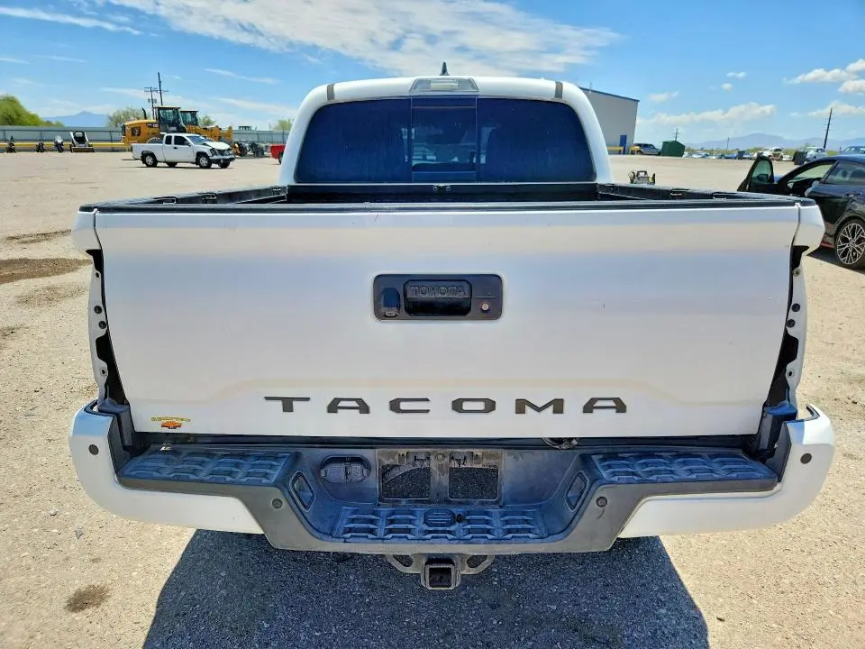 2018 TOYOTA TACOMA TRD OFF-ROAD  