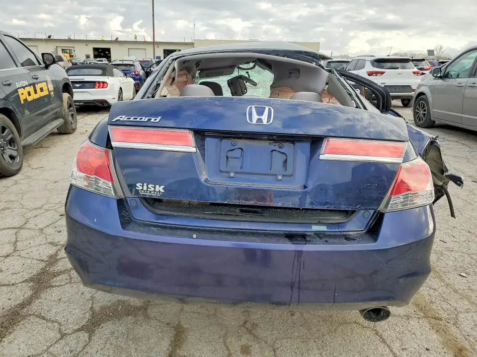 2011 HONDA ACCORD LXP  