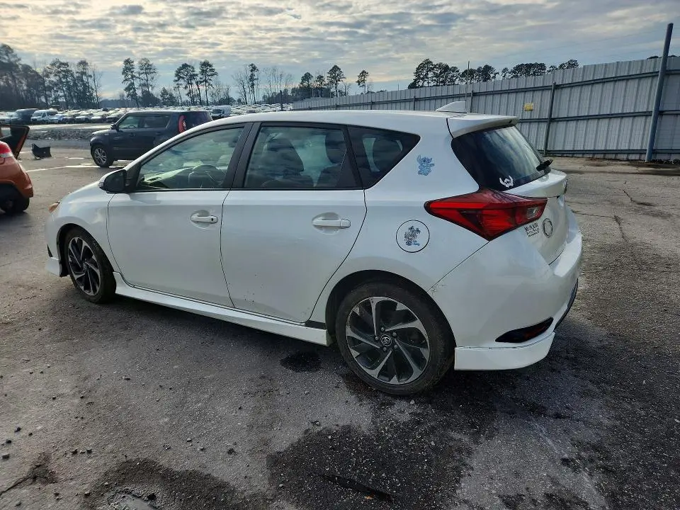 2018 TOYOTA COROLLA IM   