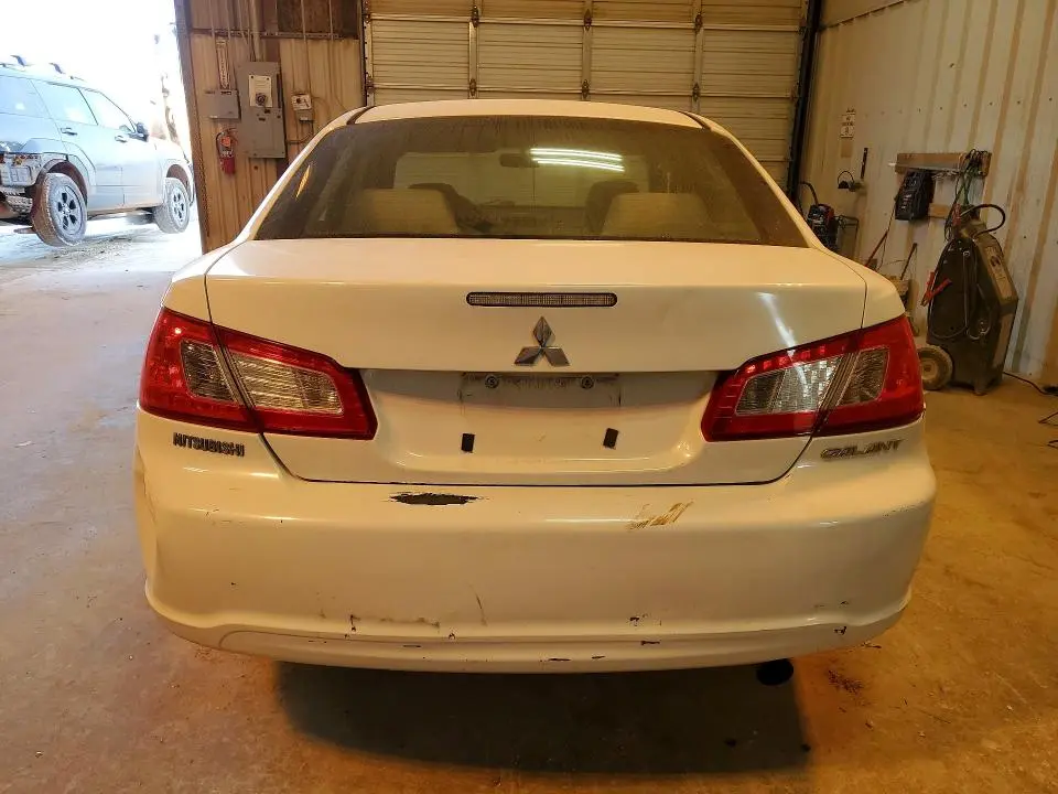2011 MITSUBISHI GALANT FE  