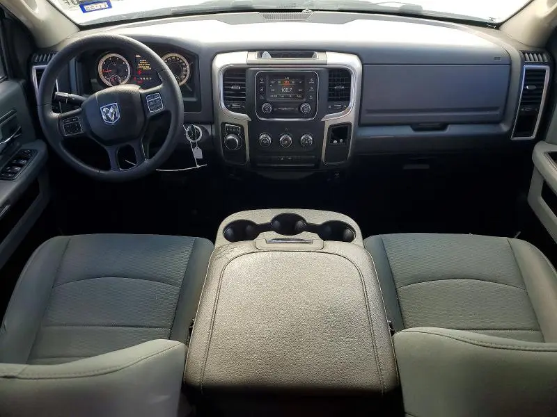 2018 RAM 1500 SLT  