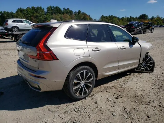 2025 VOLVO XC60 PLUS  