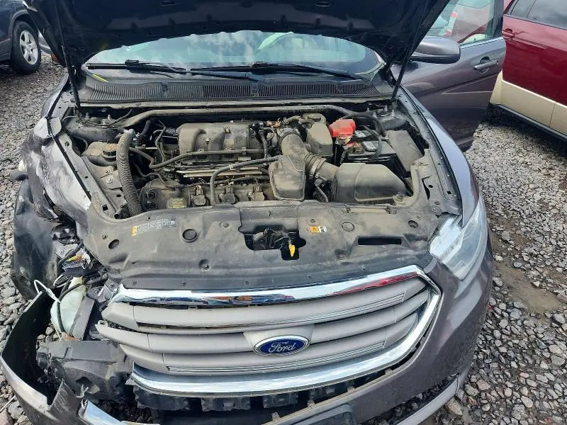 2013 FORD TAURUS SEL  