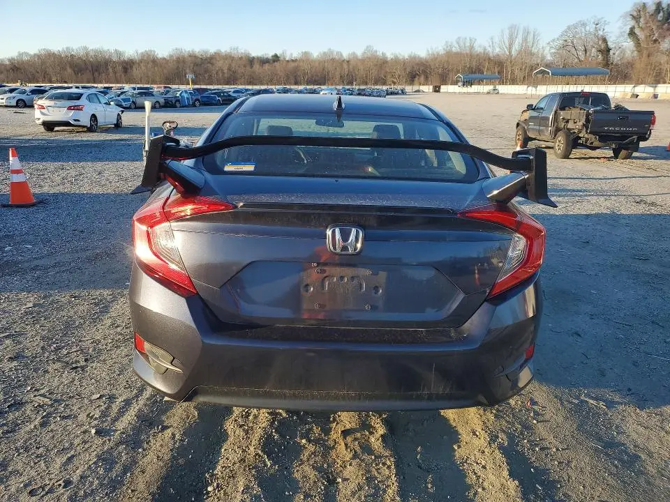 2017 HOND CIVIC EX  