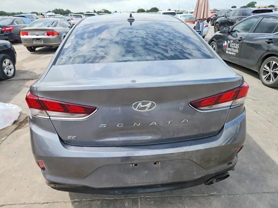 2018 HYUNDAI SONATA SE  