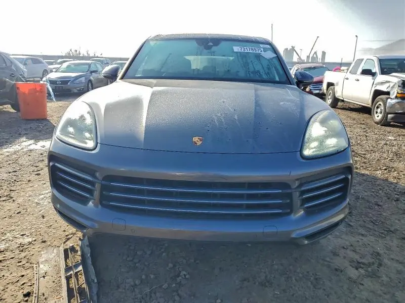 2019 PORSCHE CAYENNE SE HYBRID  