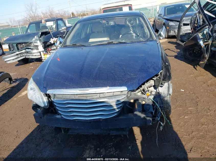 2012 CHRYSLER 200 LIMITED