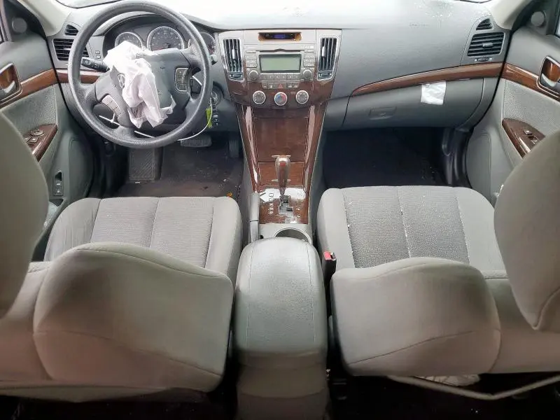 2010 HYUNDAI SONATA GLS  