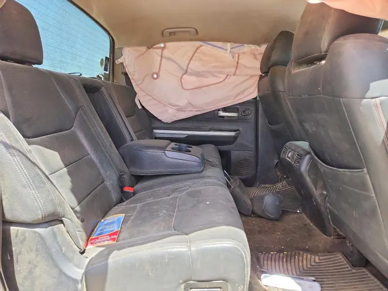 2016 TOYOTA TUNDRA SR5  