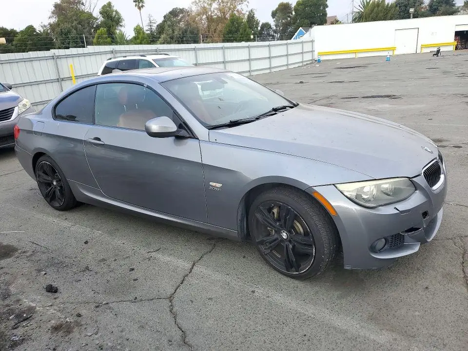 2011 BMW 335 XI  