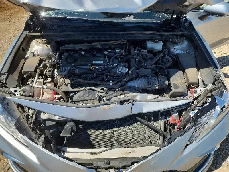 2021 TOYOTA CAMRY XLE  