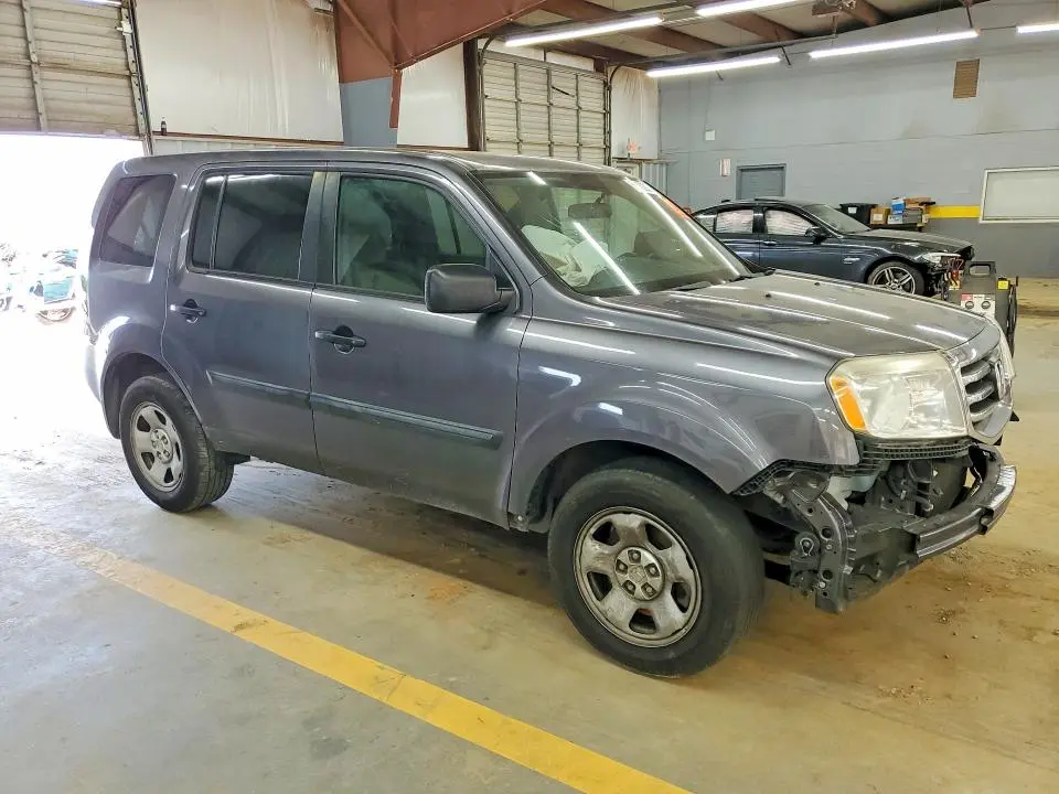 2015 HONDA PILOT LX  