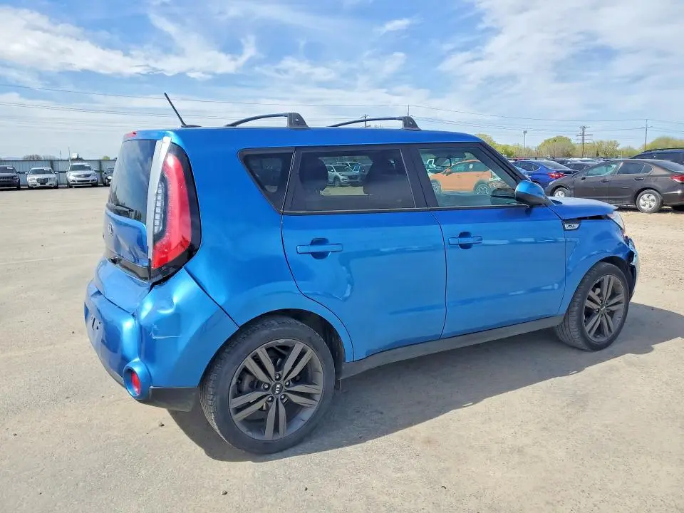 2015 KIA SOUL +  