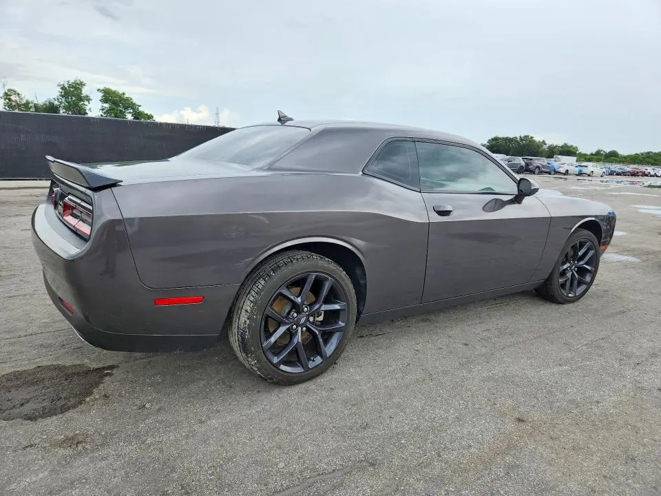 2023 DODGE CHALLENGER SXT  