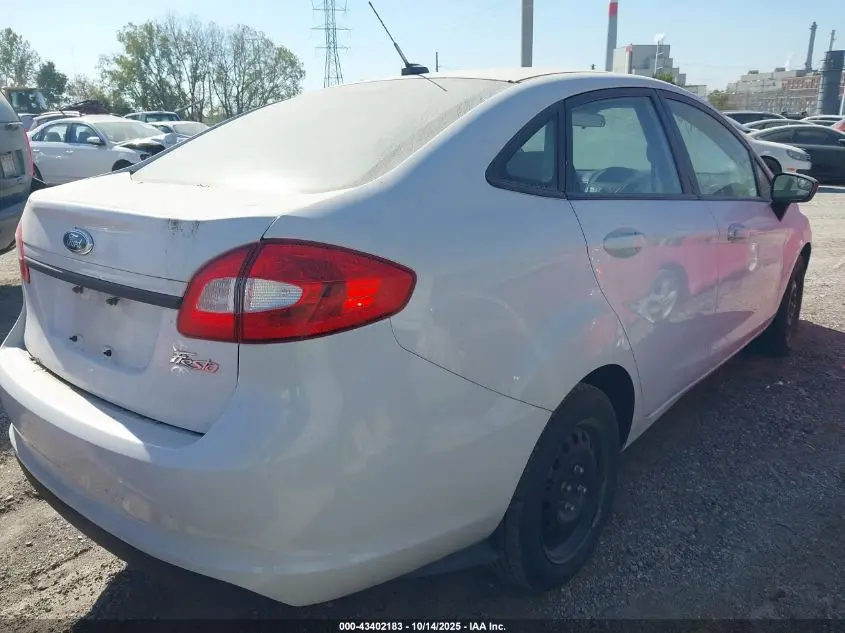 2013 FORD FIESTA S