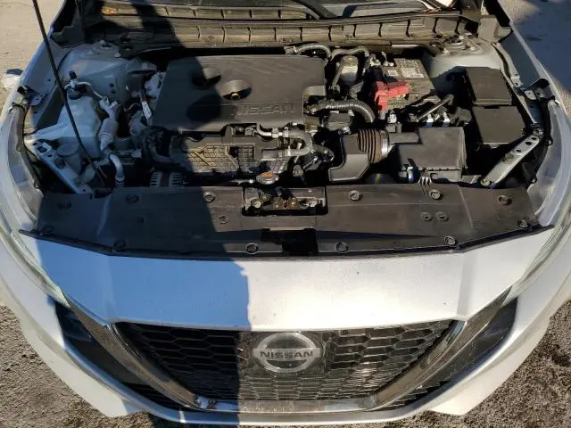 2019 NISSAN ALTIMA SR  