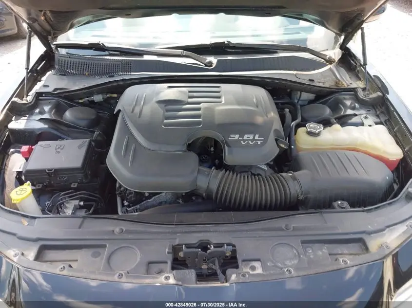 2015 CHRYSLER 300 LIMITED