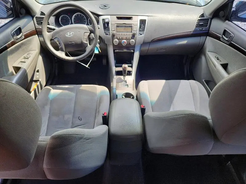 2010 HYUNDAI SONATA GLS  
