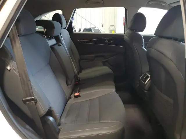 2019 KIA SORENTO L  