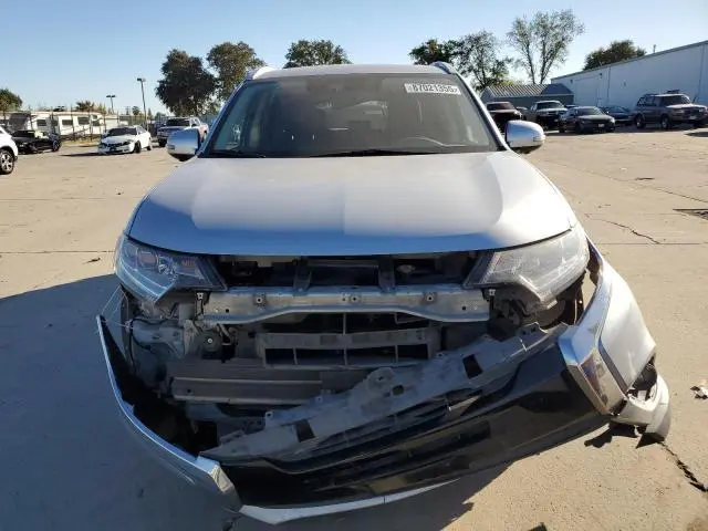 2017 MITSUBISHI OUTLANDER SE