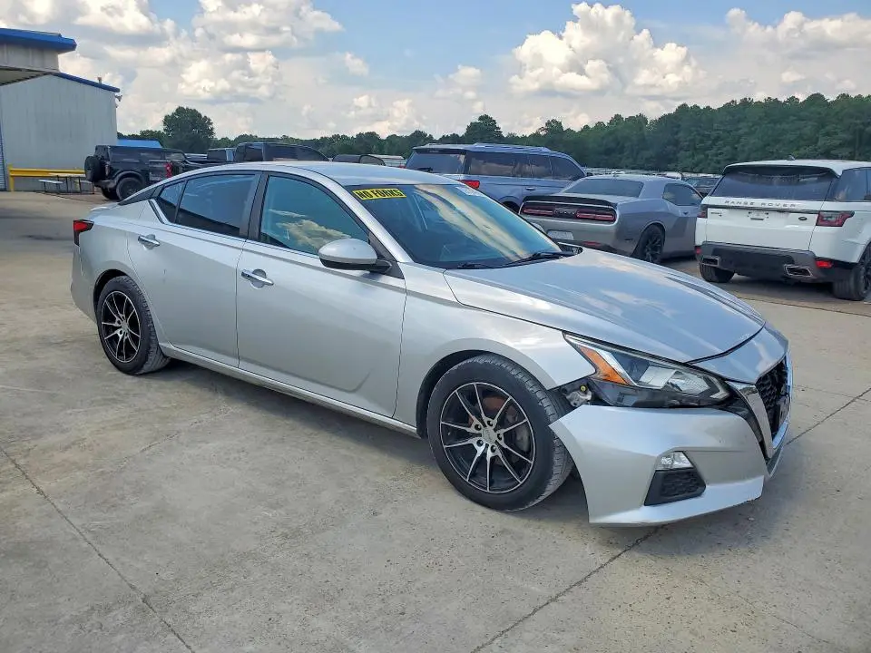 2020 NISSAN ALTIMA S  