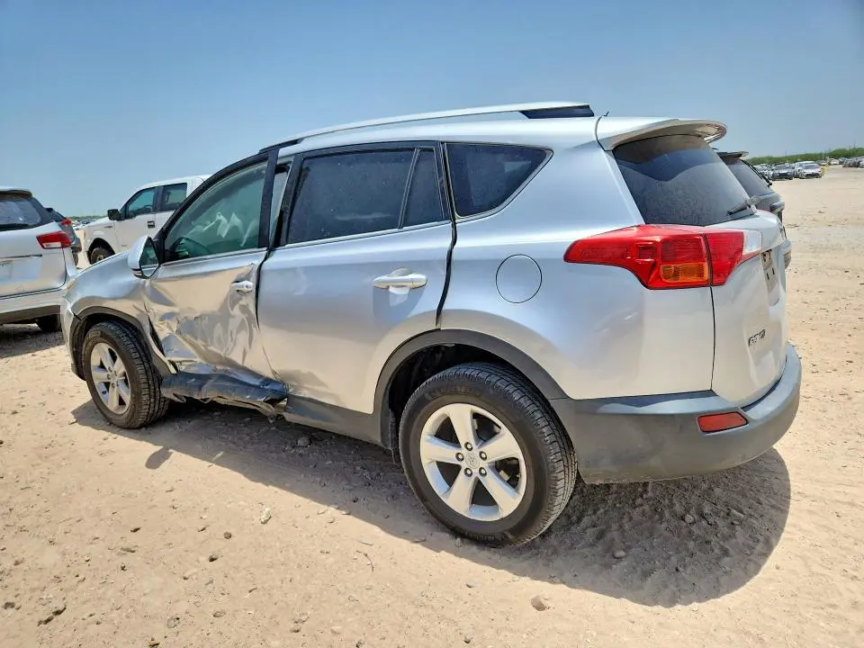 2013 TOYOTA RAV4 XLE  