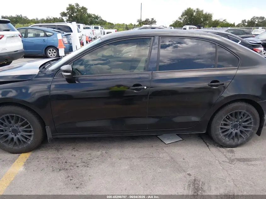 2012 VOLKSWAGEN JETTA 2.5L SE