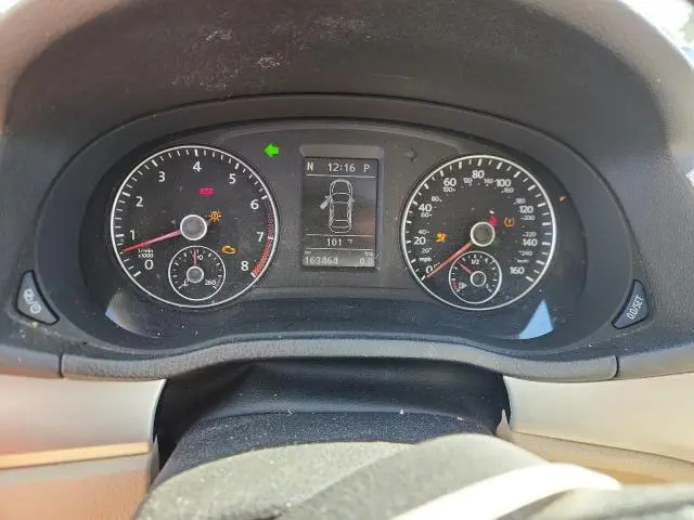 2013 VOLKSWAGEN PASSAT SE