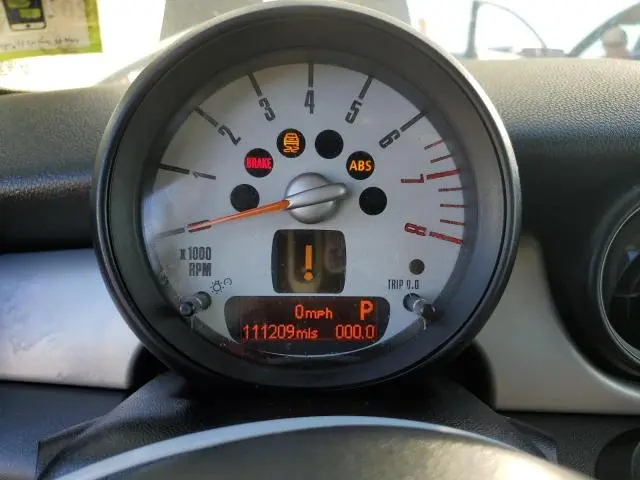 2011 MINI COOPER 