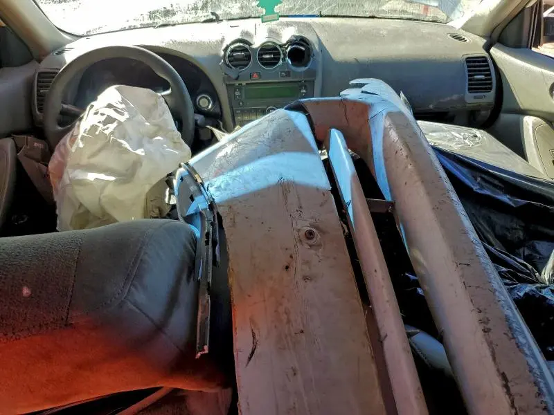 2010 NISSAN ALTIMA BASE  