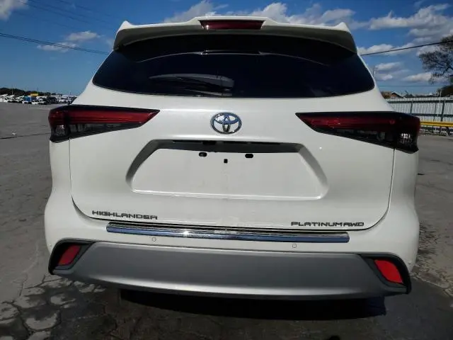 2020 TOYOTA HIGHLANDER PLATINUM  