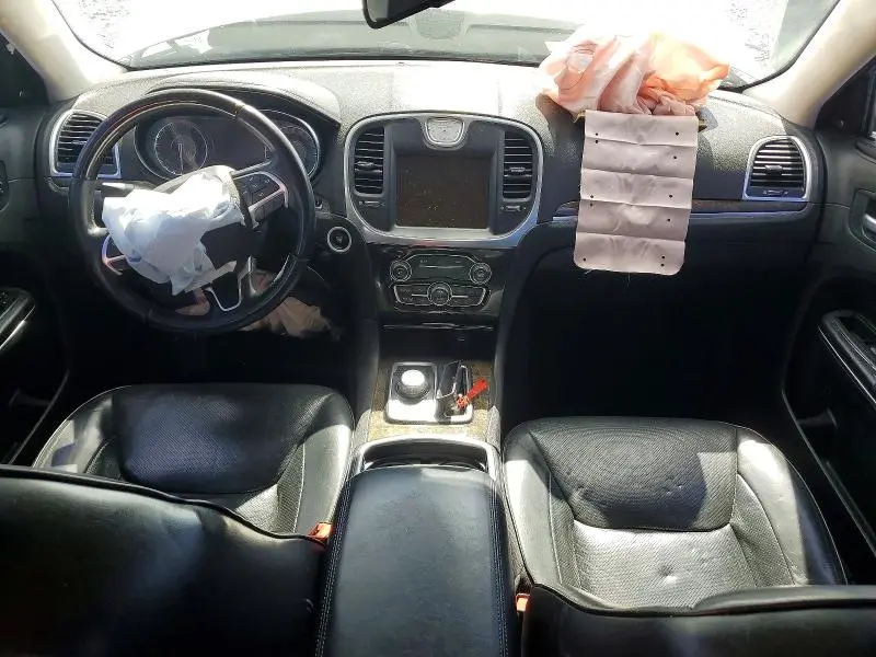 2016 CHRYSLER 300C   
