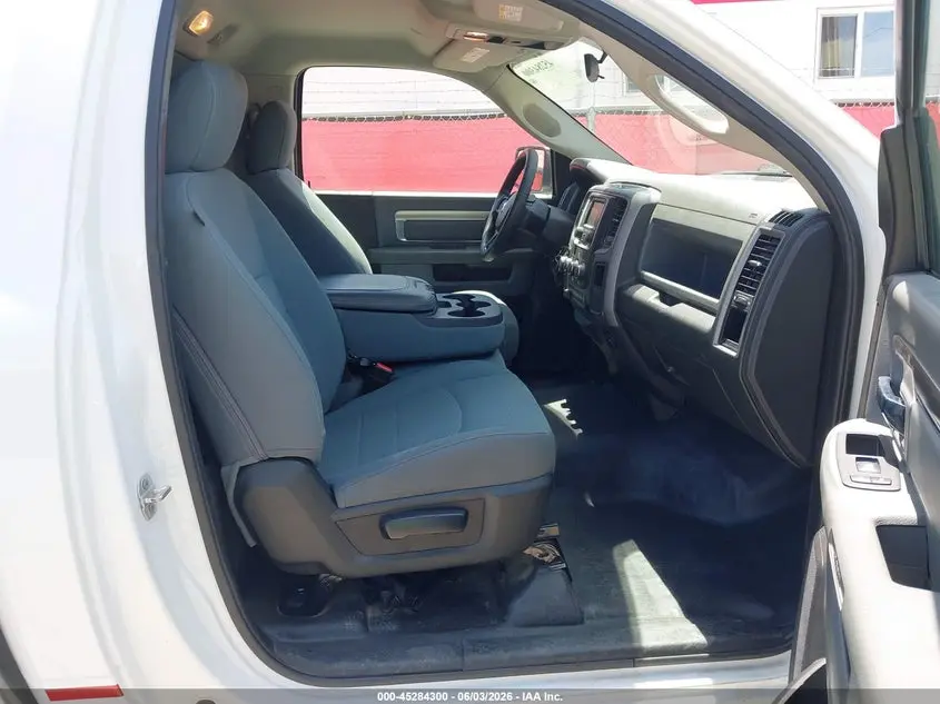 2019 RAM 1500 CLASSIC  