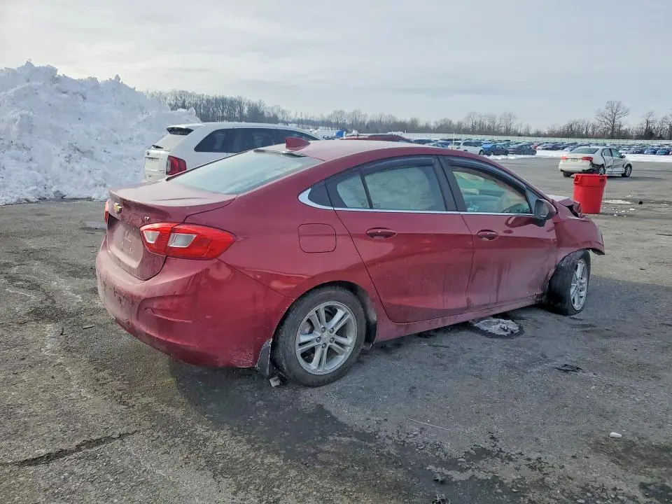 2017 CHEVROLET CRUZE LT  
