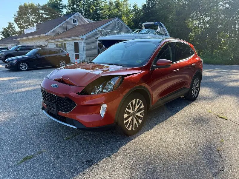 2020 FORD ESCAPE TITANIUM  