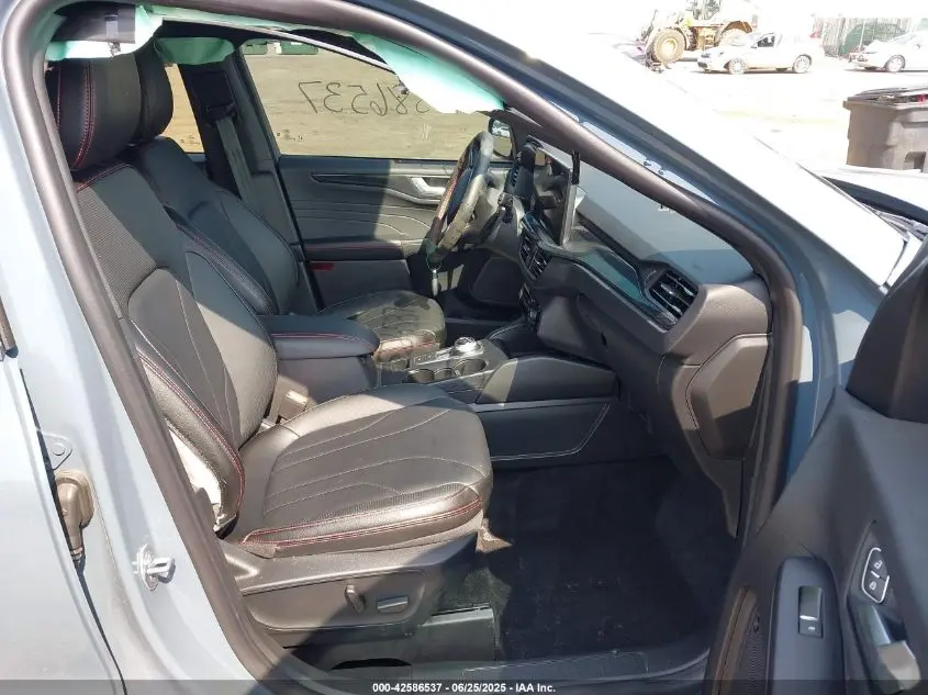 2025 FORD ESCAPE ST-LINE ELITE