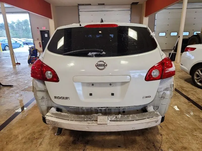 2010 NISSAN ROGUE S  
