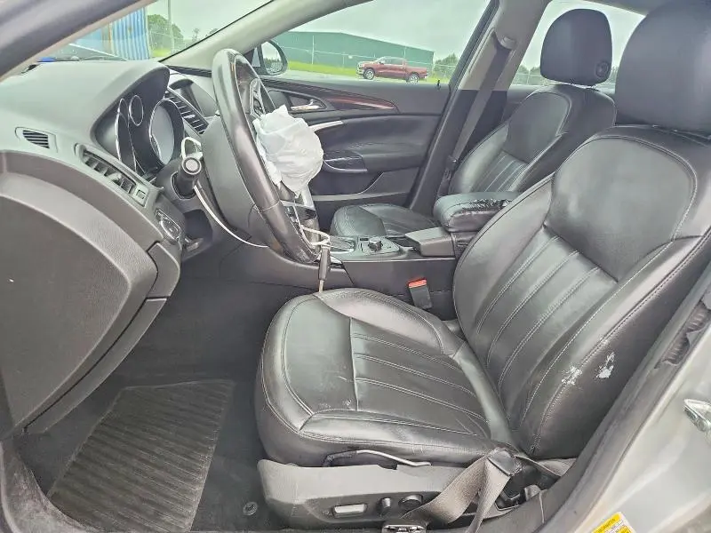 2011 BUICK REGAL CXL  