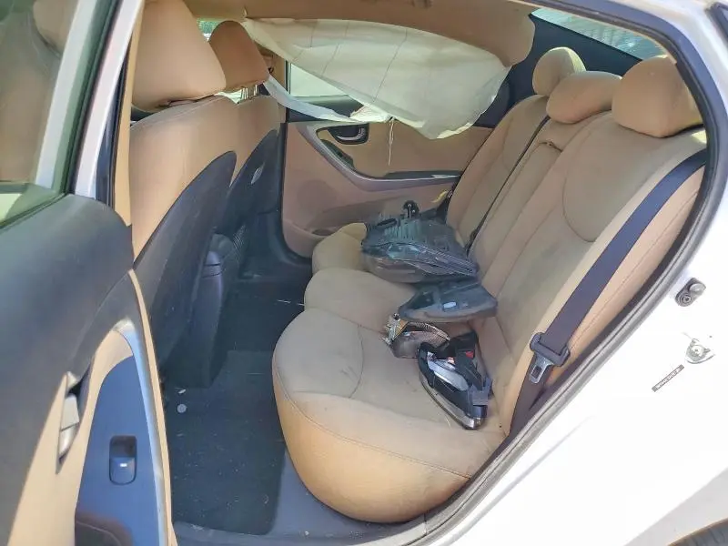 2013 HYUNDAI ELANTRA   