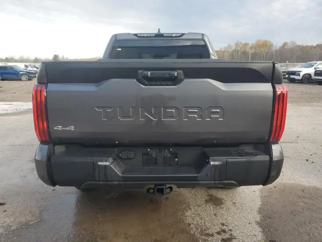 2024 TOYOTA TUNDRA CREWMAX SR  