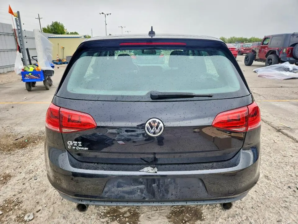 2017 VOLKSWAGEN GTI S  