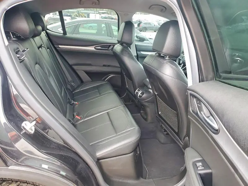 2018 ALFA ROMEO STELVIO SPORT  