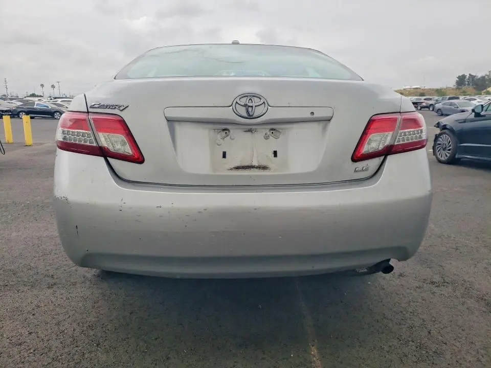 2011 TOYOTA CAMRY BASE  