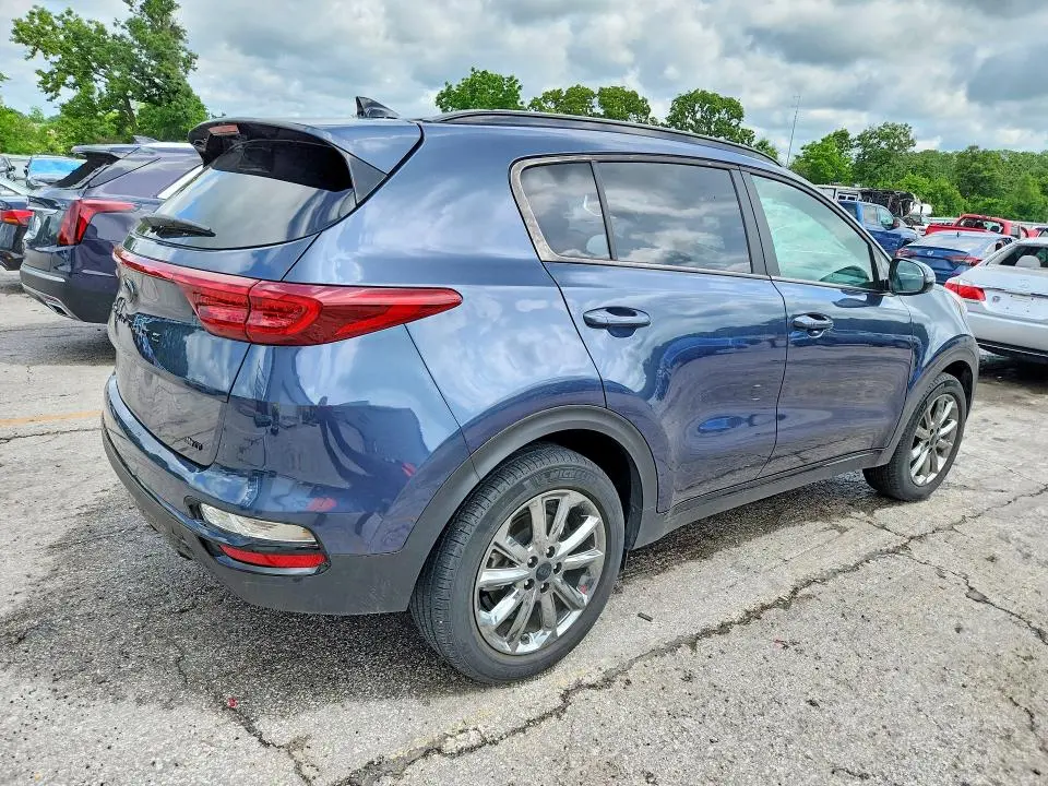 2022 KIA SPORTAGE S  