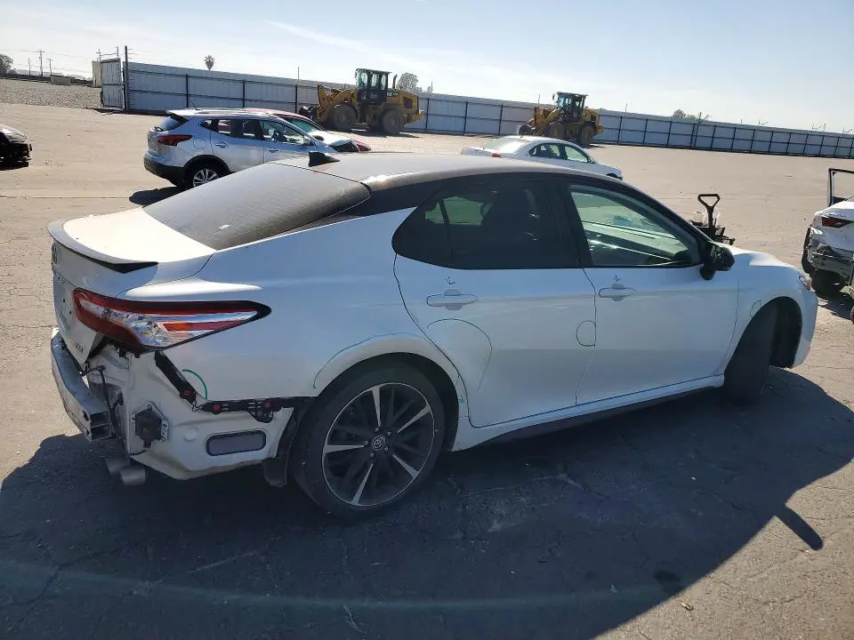 2020 TOYOTA CAMRY XSE  