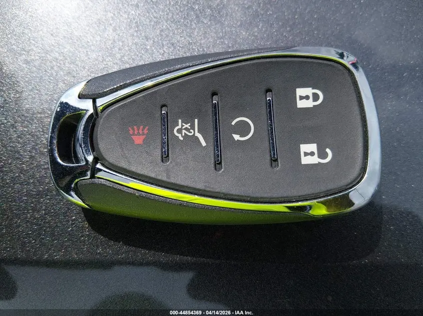 2023 CHEVROLET TRAVERSE FWD LT LEATHER