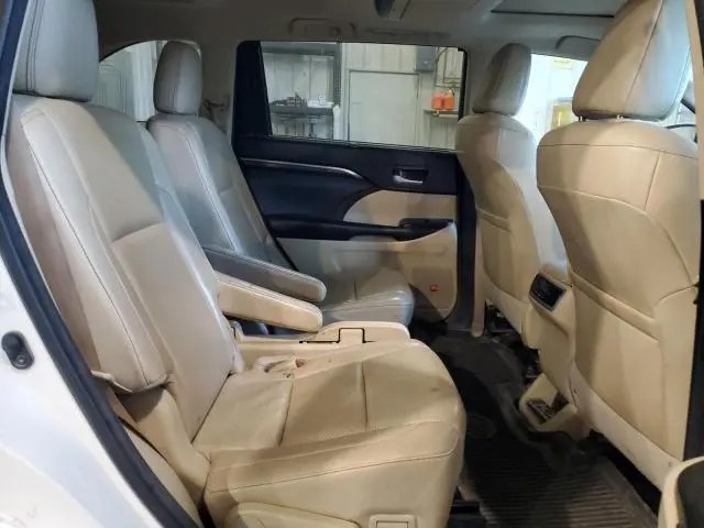 2016 TOYOTA HIGHLANDER LIMITED  