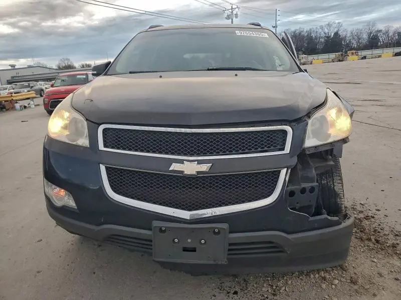 2010 CHEVROLET TRAVERSE LT  