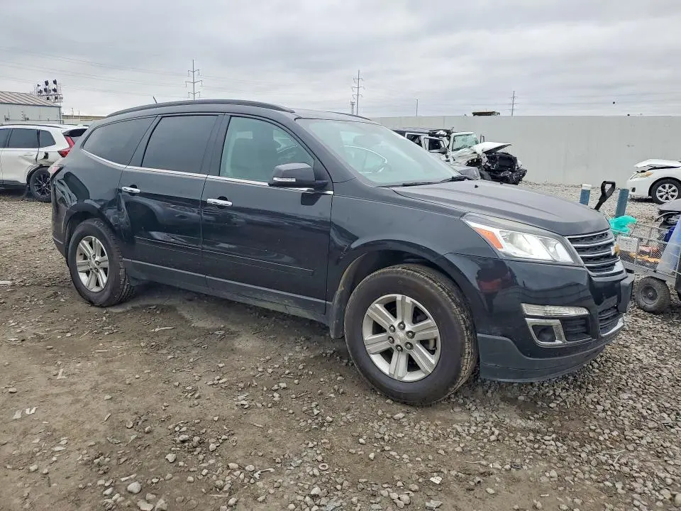 2014 CHEVROLET TRAVERSE LT  