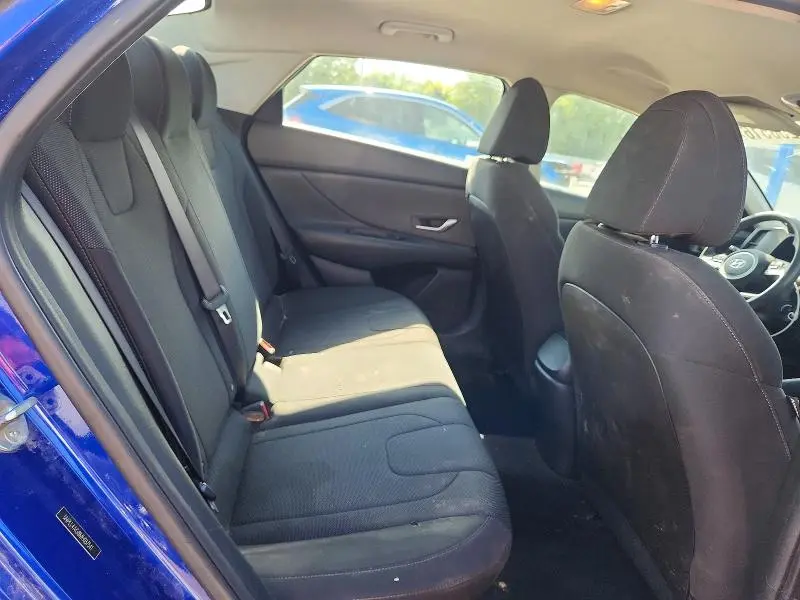 2021 HYUNDAI ELANTRA   